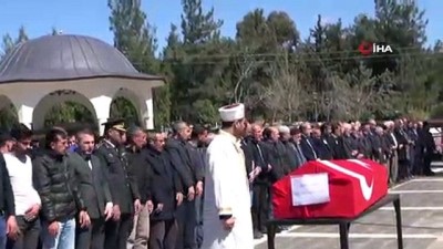 askeri toren -  - Kore gazisi son yolculuğuna uğurlandı Videosu