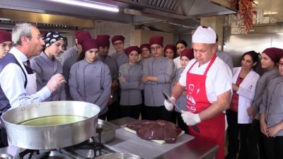 tava cigeri - Aşçılık öğrencilerine türkü eşliğinde ciğer dersi - EDİRNE  Videosu