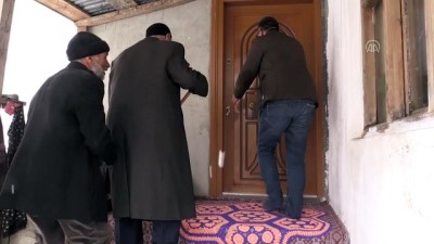 basbakan - Babasından devraldığı muhtarlığı 60 yıldır sürdürüyor - AĞRI  Videosu