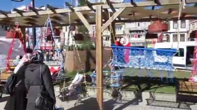 yaslilar haftasi - Huzurevi sakini Yaşlılar Haftası'nda sergi açtı - AFYONKARAHİSAR Videosu