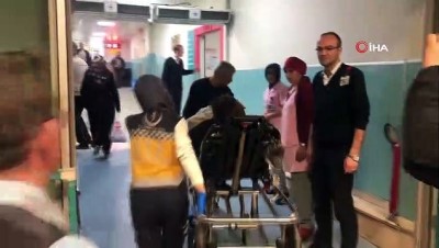 hastane -  Komşu aileler park yüzünden kavga etti: 1 yaralı Videosu