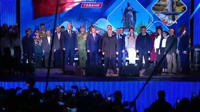  Putin, Kırım'da kutlamalara katıldı 