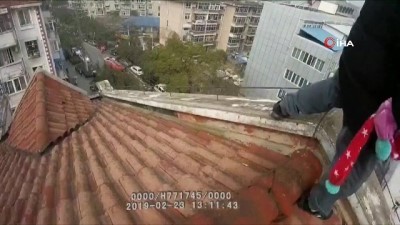 intihar -  - Çin’de İntihar Girişimi Son Anda Engellendi Videosu