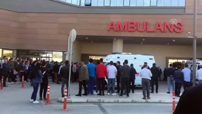temel atma toreni - Adana'da minibüs devrildi: 19 yaralı  Videosu