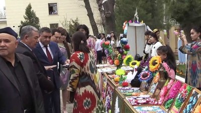 nevruz - Özbeklerin nevruz tatlısı 'sümelek' - TAŞKENT  Videosu