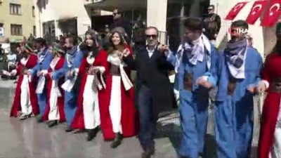 nevruz kutlamalari -  Devlet-vatandaş el ele nevruz ateşini yakıp, kol kola halay çekti  Videosu