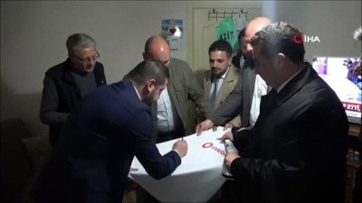 milli takim -  Futbolun efsane isminden engelli hayranına sürpriz ziyaret  Videosu