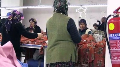 tekstil atolyesi - İstanbul'dan memleketlerine dönüp tekstil atölyesi kurdular - KARAMAN  Videosu