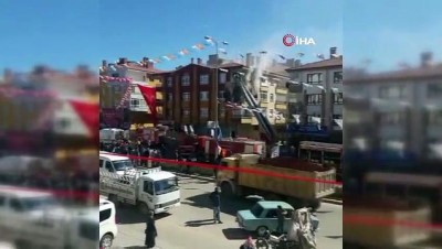 mahsur kaldi -  Yangında çocuklar mahsur kaldı  Videosu