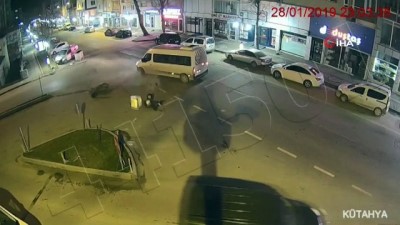 dikkatsizlik -  Aşırı hız ve dikkatsizlik sonucu meydana gelen kazalar kameralarda  Videosu
