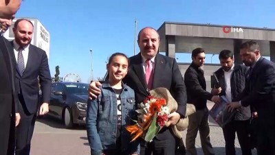  Bakan Varank:“Antartika’da kalıcı üs kurmak için şartları yerine getirdik” 