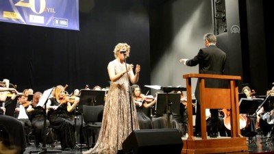 sopra - Bursa Bölge Devlet Senfoni Orkestrası Angela Ahıskal'ı konuk etti  Videosu