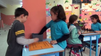 yansima -  Dans ederek Matematik öğreniyorlar  Videosu