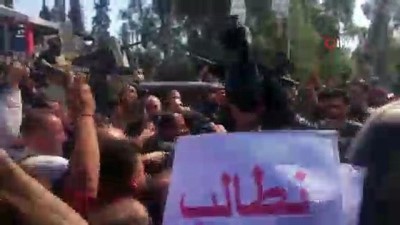 istifa -  - Irak Cumhurbaşkanı Salih, Musul’da öfkeyle karşılandı  Videosu