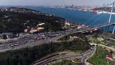  Köprüdeki araç yangınının oluşturduğu kilometrelerce trafik havadan görüntülendi 