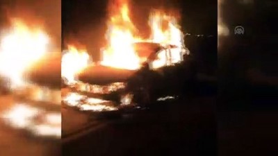 Seyir halindeki otomobil alev alev yandı - BOLU 