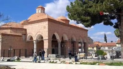 korkuluk -  Ziyarete açıldı denilen müze kapalı çıktı  Videosu