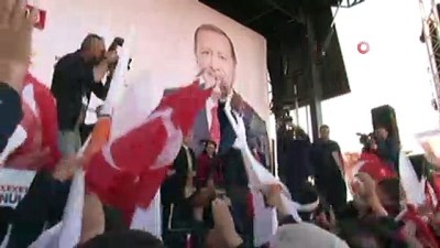 belediye iscisi -  Belediye işçisi, mesai arkadaşını eşiyle aldattığını düşündüğü için öldürmüş Videosu