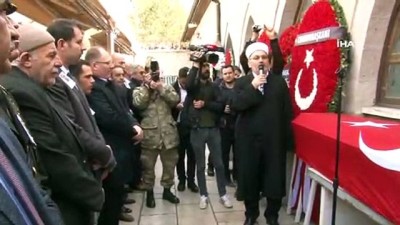 sarilar -  Meslektaşının kurşunuyla şehit olan polis son yolculuğuna uğurlandı  Videosu