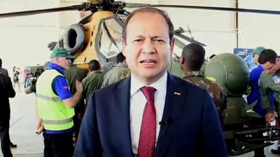 savunma sanayi fuari - T129 Atak helikopteri Brezilya’daki ilk uçuş gösterisini yaptı - SAO PAULO  Videosu