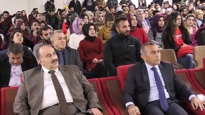 meslek danismani - Tunceli'de 'Kariyer ve Girişimcilik Günü' etkinliği Videosu