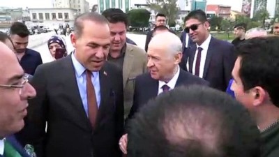 ak parti - MHP lideri Bahçeli'den tarihi Taşköprü'de hatıra fotoğrafı - ADANA Videosu