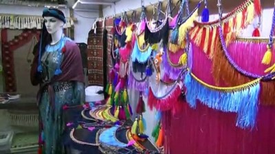 el emegi goz nuru -  Eşiyle birlikte 'kazazlık' mesleğini yaşatıyor  Videosu