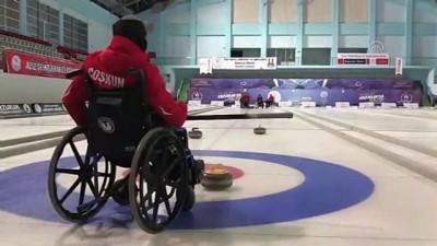 engelli vatandas - Güler yüzüyle engellileri hayata bağlıyor - ERZURUM  Videosu