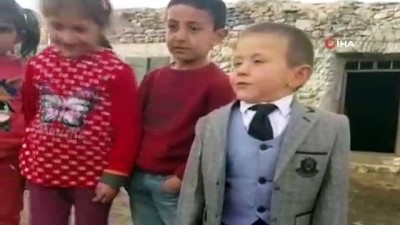 sempatik -  Sosyal medyayı sallayan 5 yaşındaki muhtar adayından ikinci video  Videosu