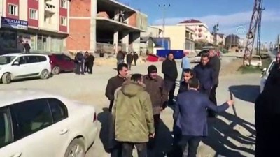 silahli kavga - Arnavutköy'de silahlı kavga: 4 yaralı - İSTANBUL Videosu