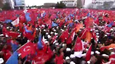miting alani - Cumhurbaşkanı Erdoğan: 'İlk günkü aşkla ilk günkü heyecanla sizler için koşturmaya devam edeceğiz' - SAMSUN Videosu