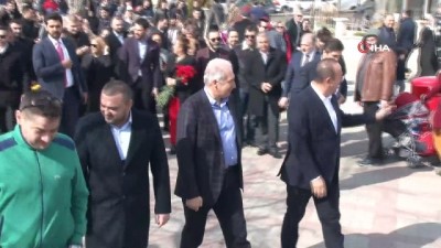  Dışişleri Bakanı Çavuşoğlu: “En kötü AK Parti Belediyesi hizmet olarak en iyi CHP Belediyesinden daha çok hizmet yapmıştır”
