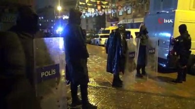 aclik grevi -  HDP Diyarbakır il binasına operasyon: 5 gözaltı Videosu