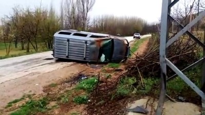 elektrik diregi - Adıyaman'da trafik kazası: 4 yaralı Videosu