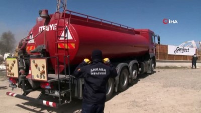  Başkent'te fabrika yangını 