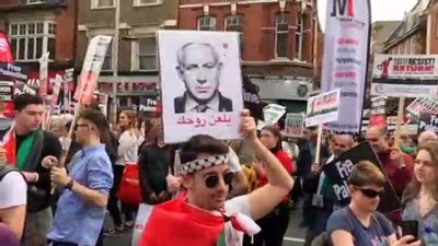 israil bayragi - İsrail yanlıları Filistinlileri gösteride susturmak istedi - LONDRA Videosu