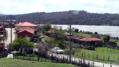 camii - 11 seçmenli köy sandık başına gitti - ÇANAKKALE Videosu