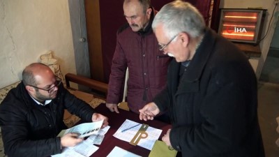 gurbetci -  Bu mahalle sandığa 23 seçmenle gidiyor  Videosu