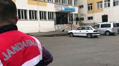 bicakli kavga - Gaziantep'te oy kullanma kavgası: 2 yaralı Videosu