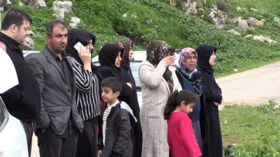 Gaziantep'te sele kapılan araçtaki 2 kişi kayboldu (2)