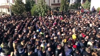  Hunharca öldürülen Zeynep'in katil zanlısının evinde yangın çıktı