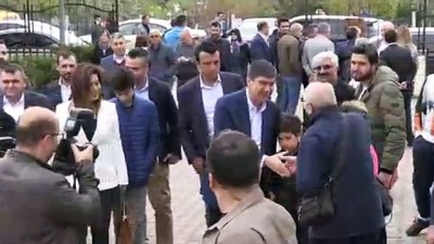 Menderes Türel oyunu kullandı - ANTALYA 