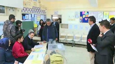 Milli Savunma Bakanı Akar oyunu kullandı - ANKARA 