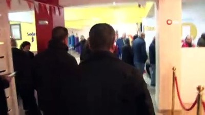  - Mustafa Koç’un eşi Caroline Koç oyunu Beykoz’da kullandı 