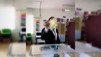 fenomen -  Nusret oyunu meşhur hareketiyle kullandı  Videosu