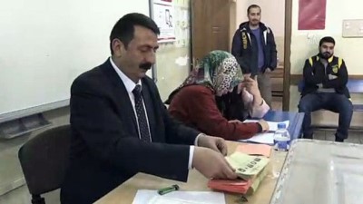 il genel meclisi - Oy sayım işlemi başladı - HAKKARİ Videosu