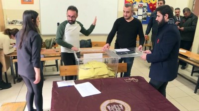 Oy sayım işlemi devam ediyor - İSTANBUL
