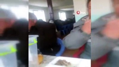  Özalp’tan muhtar adayların örnek davranış