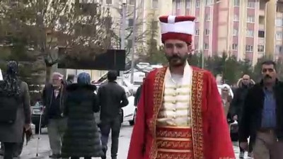 Sandığa mehter kıyafetiyle gitti - NEVŞEHİR 