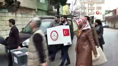  Sandıklar seçmenin ayağına gitti 